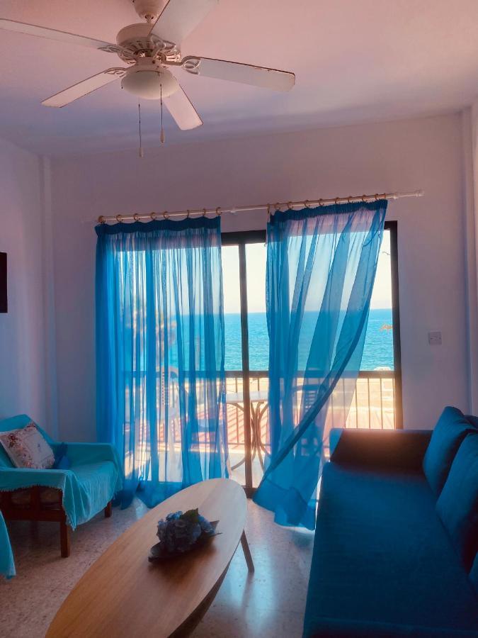 Kissonerga Beach Apartment Пафос Екстериор снимка