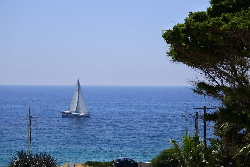 Kissonerga Beach Apartment Пафос Екстериор снимка